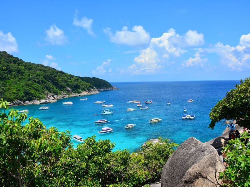 ทัวร์หมู่เกาะสิมิลันโดยเรือเร็ว